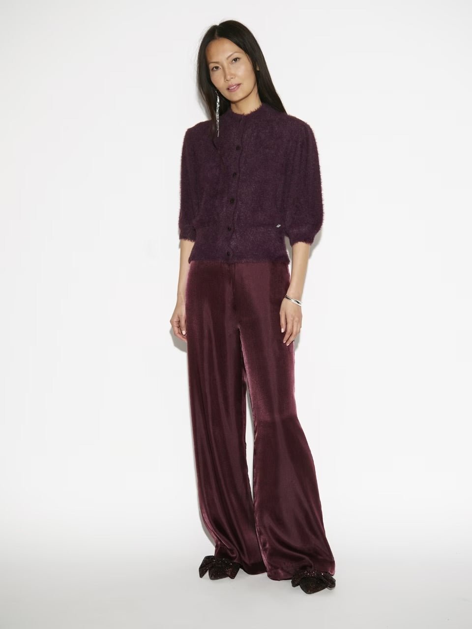 Hose Olexa - HEY LOU STUDIO