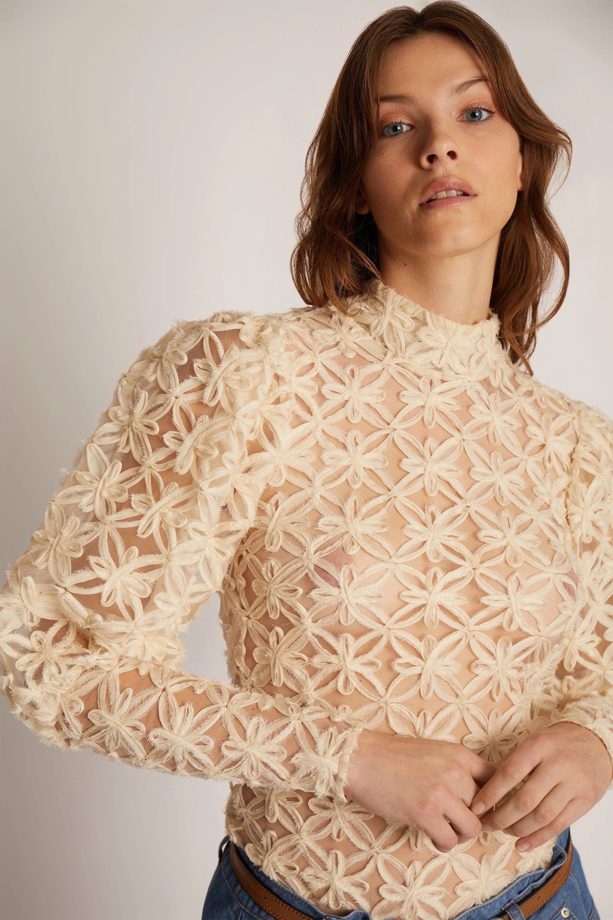 THIKI Bluse Creme