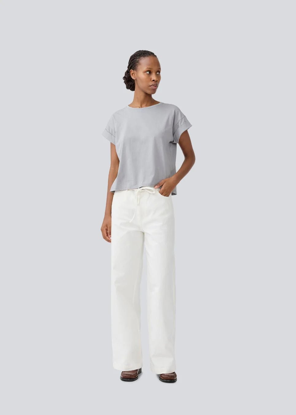Isoldemd solid cropped jeans - HEY LOU STUDIO
