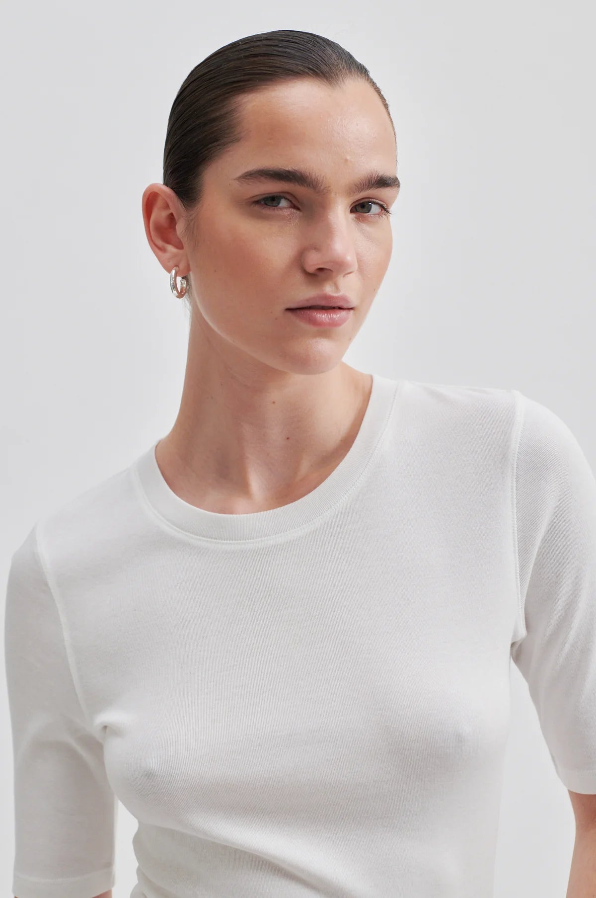 Elvilda SS O-Neck Tee