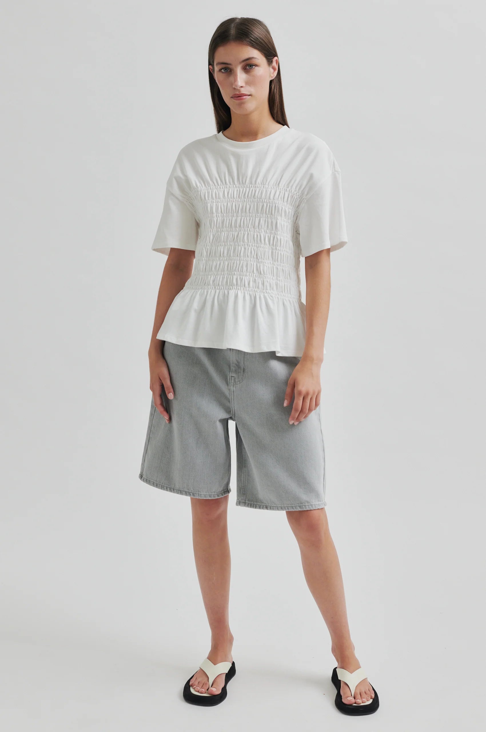Magali Tee