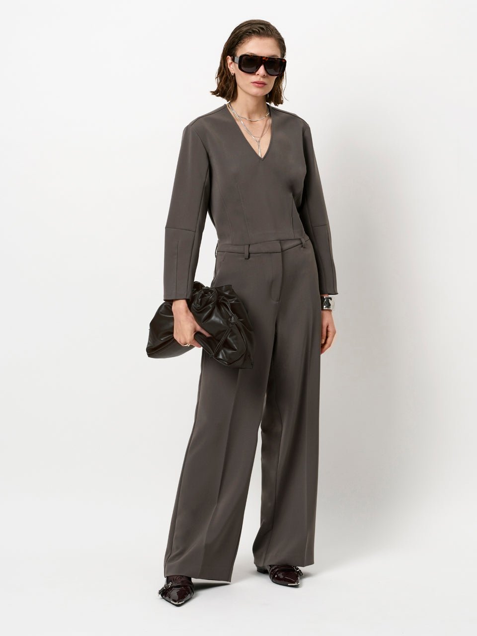 Alain Hose - HEY LOU STUDIO