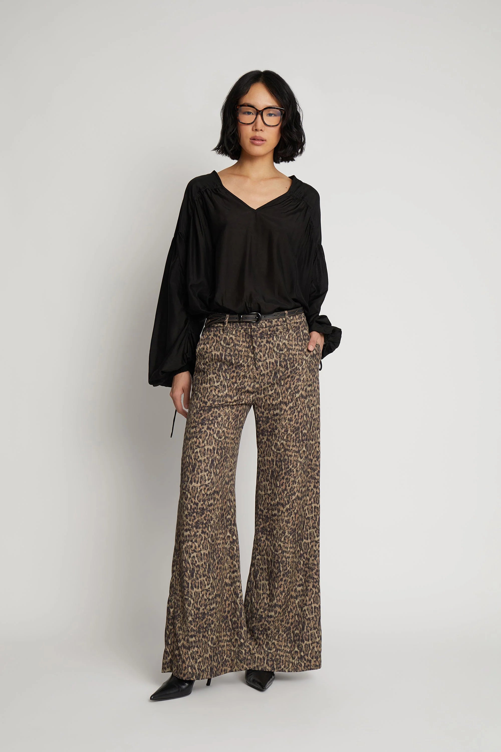 TOMALLY Black - HEY LOU STUDIO