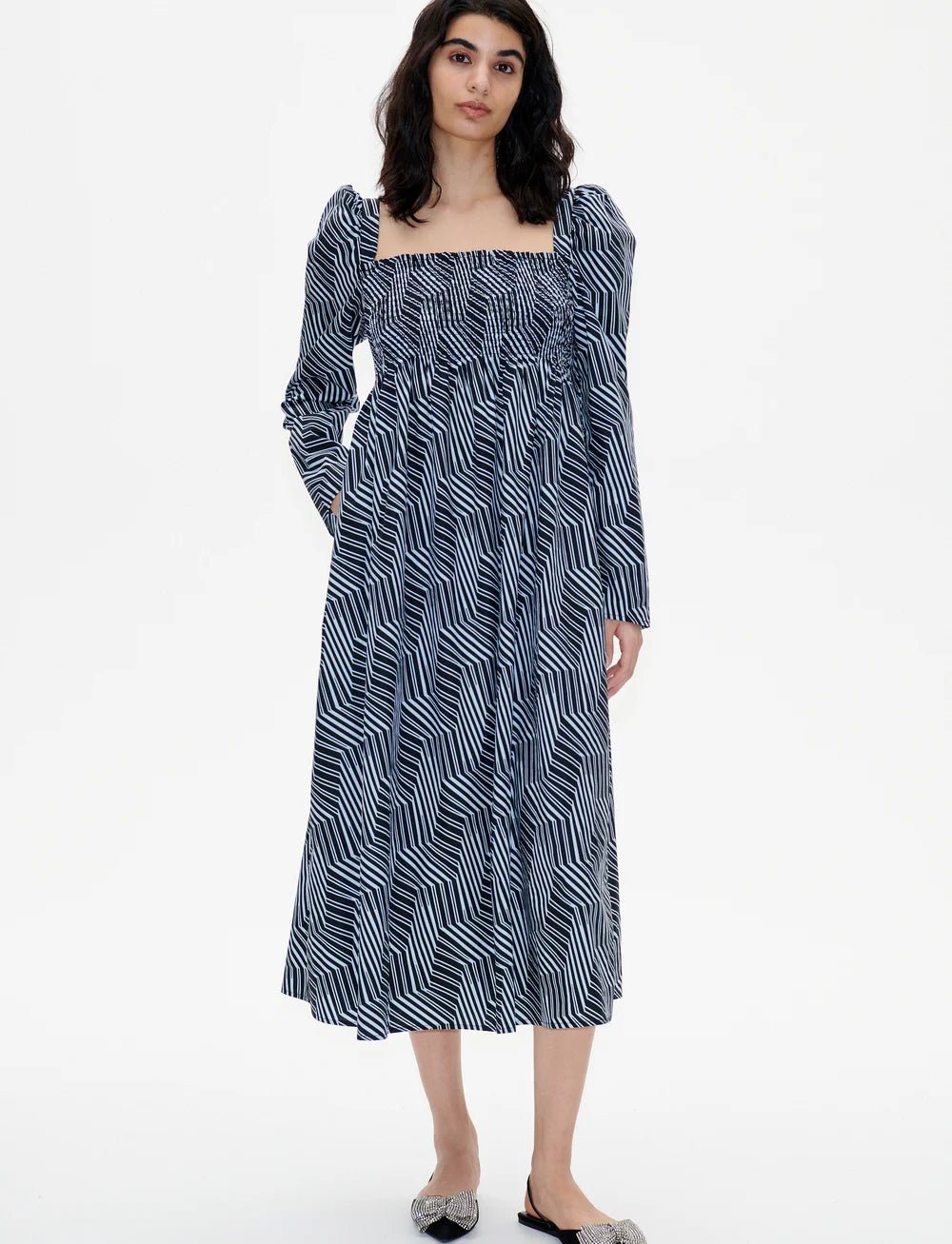 AMAYRA - HEY LOU STUDIO