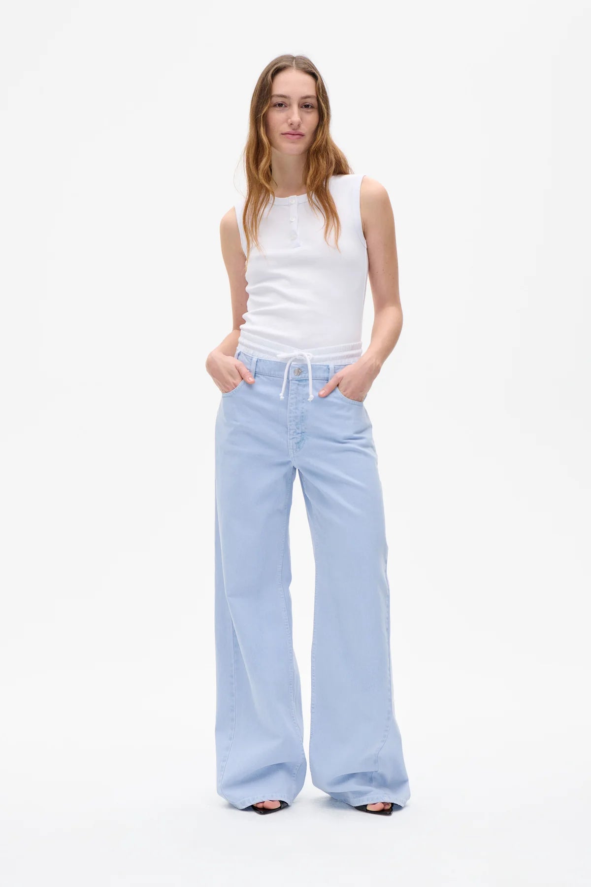 Nicolina Jeans - HEY LOU STUDIO