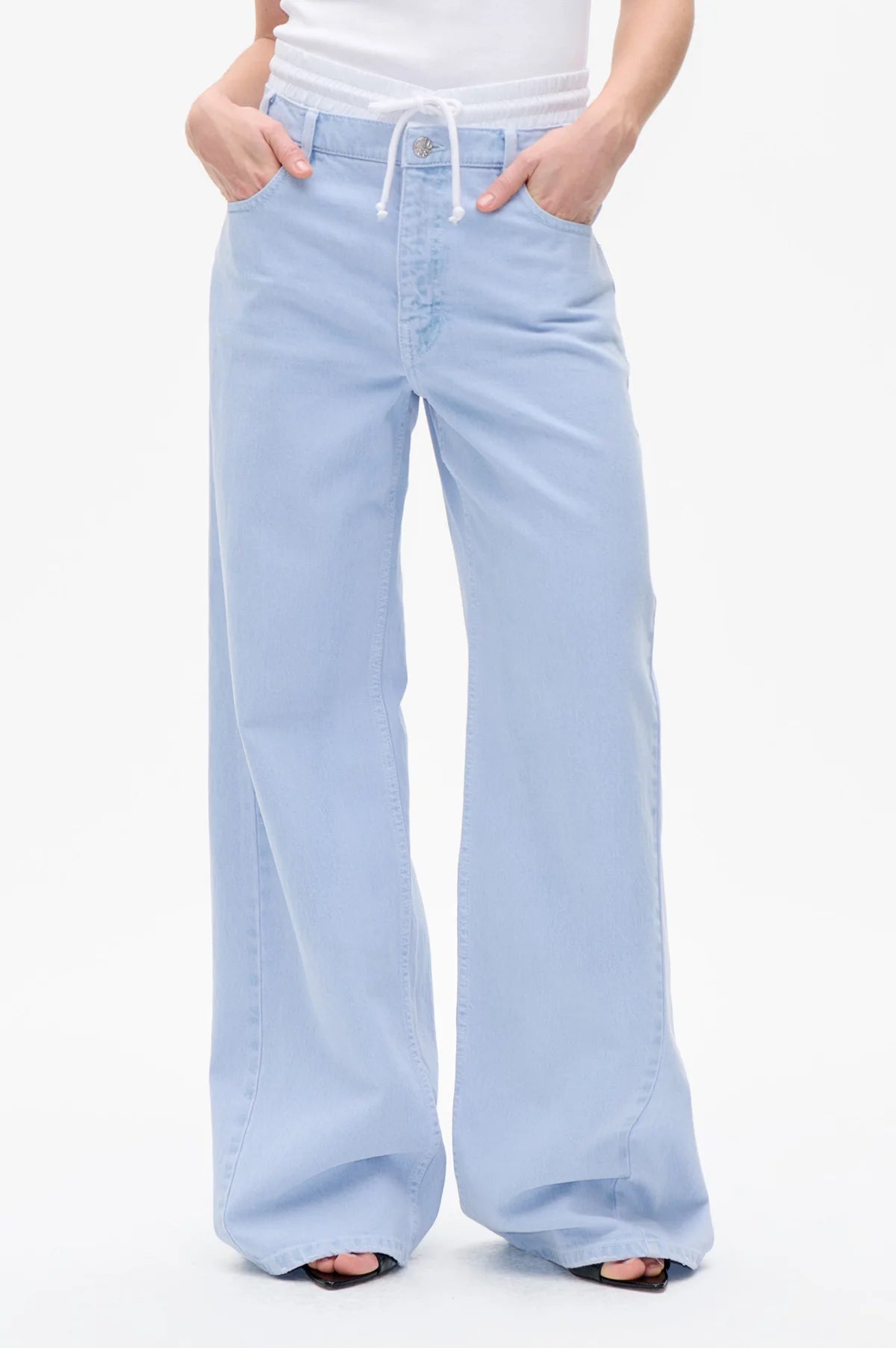 Nicolina Jeans - HEY LOU STUDIO