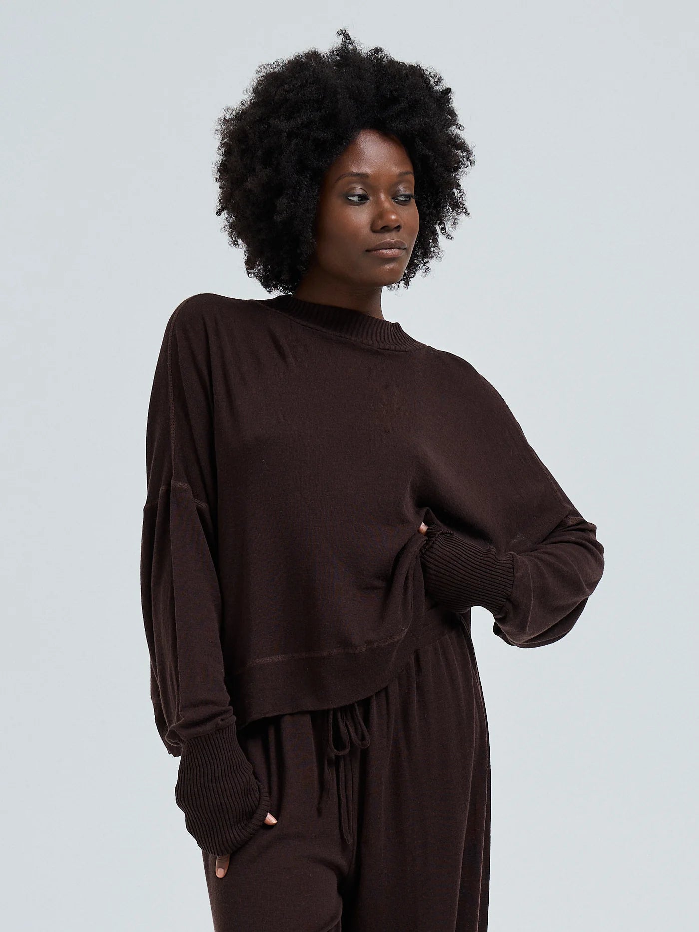 Woolen Sporty Sweat dark brown - HEY LOU STUDIO