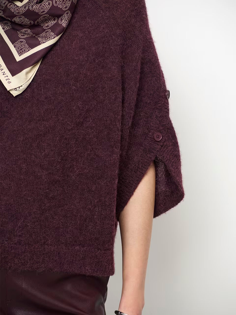 Mahani Cape Pullover dark plum
