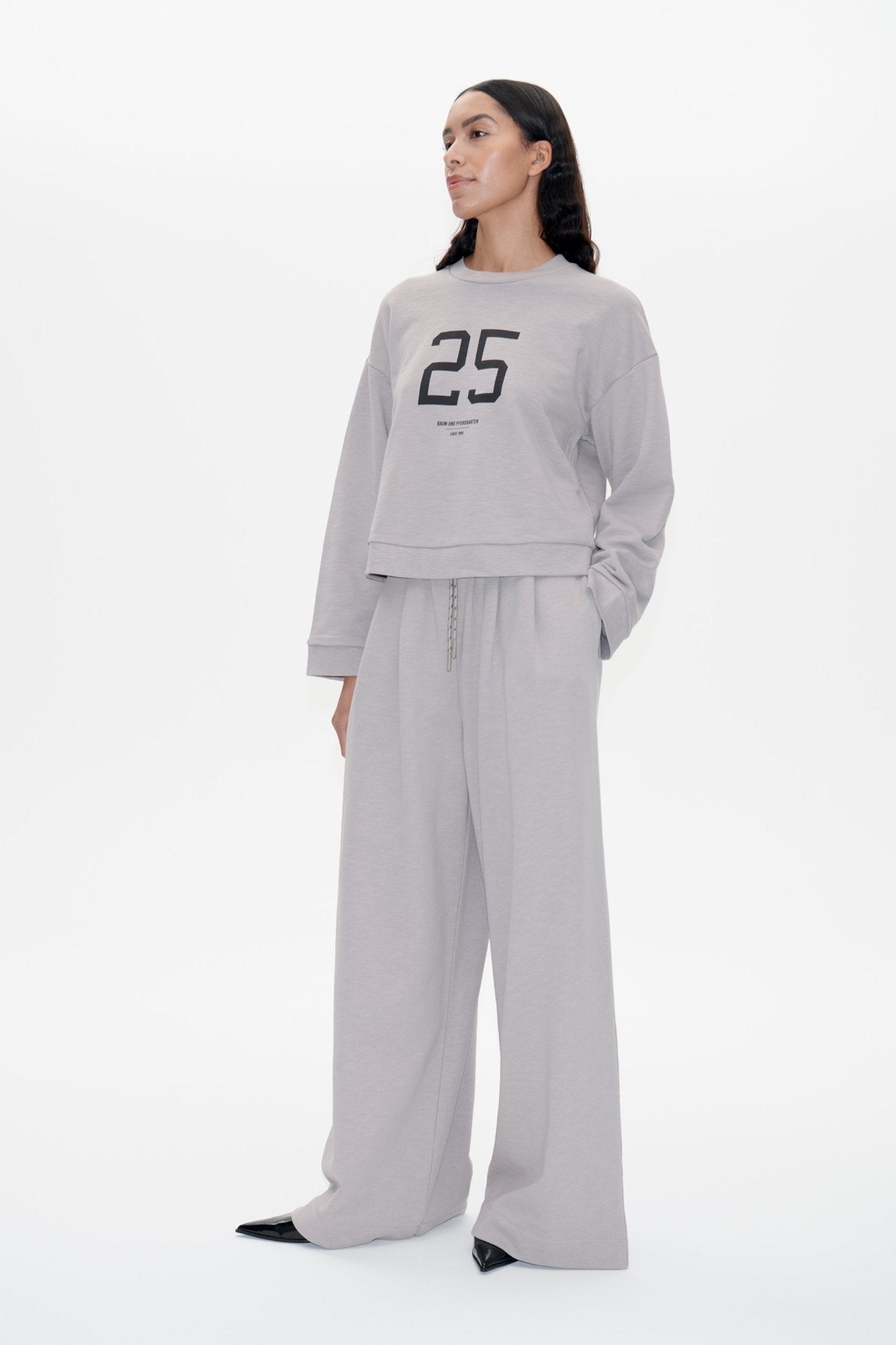 JOEJOE Sweatershirt - HEY LOU STUDIO