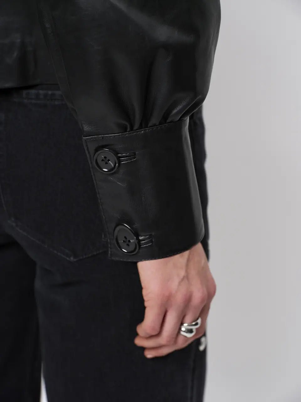 Dante6 - Kyrilo cropped leather jacket - HEY LOU STUDIO