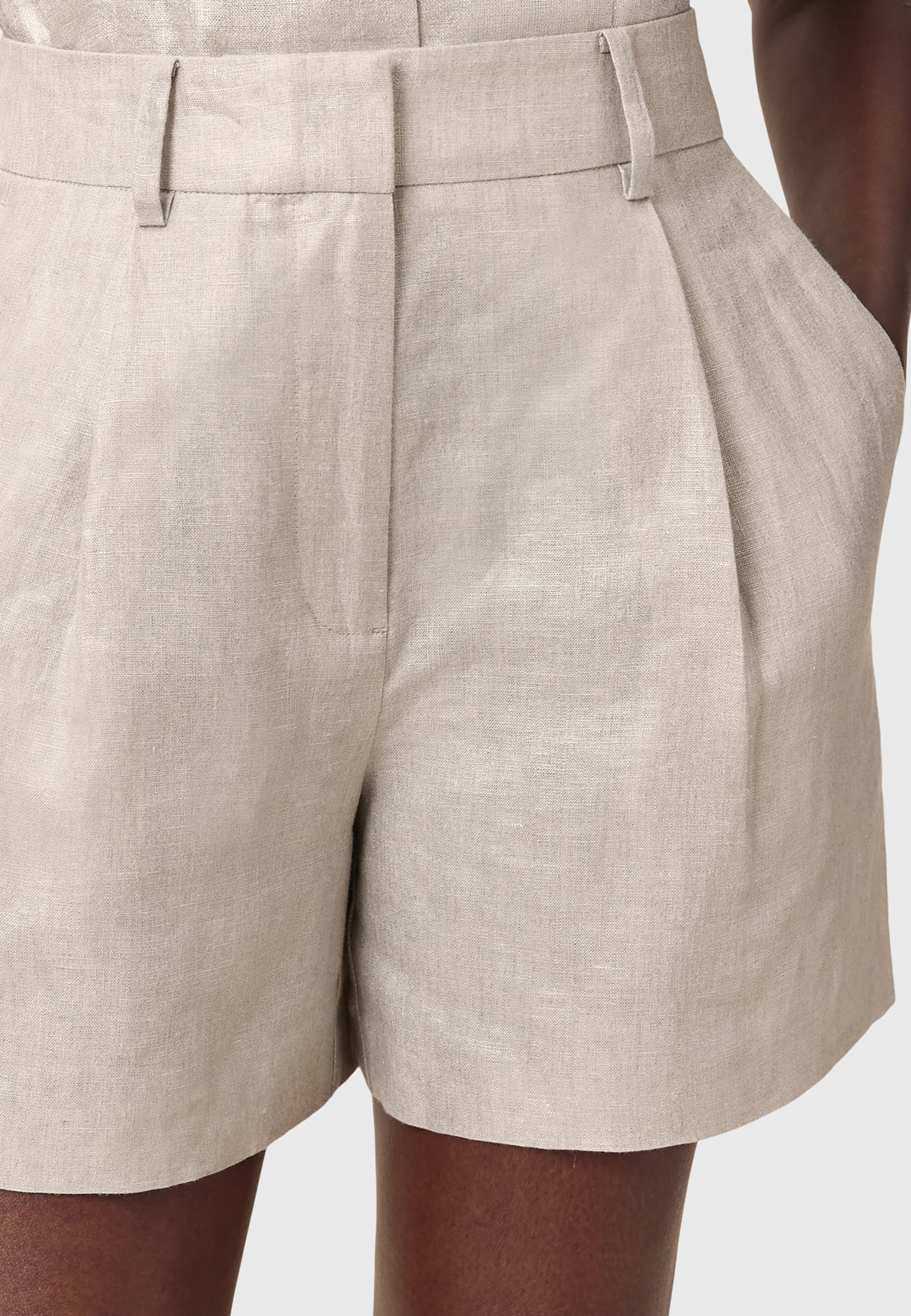 AVERIE Short Silver grey UK