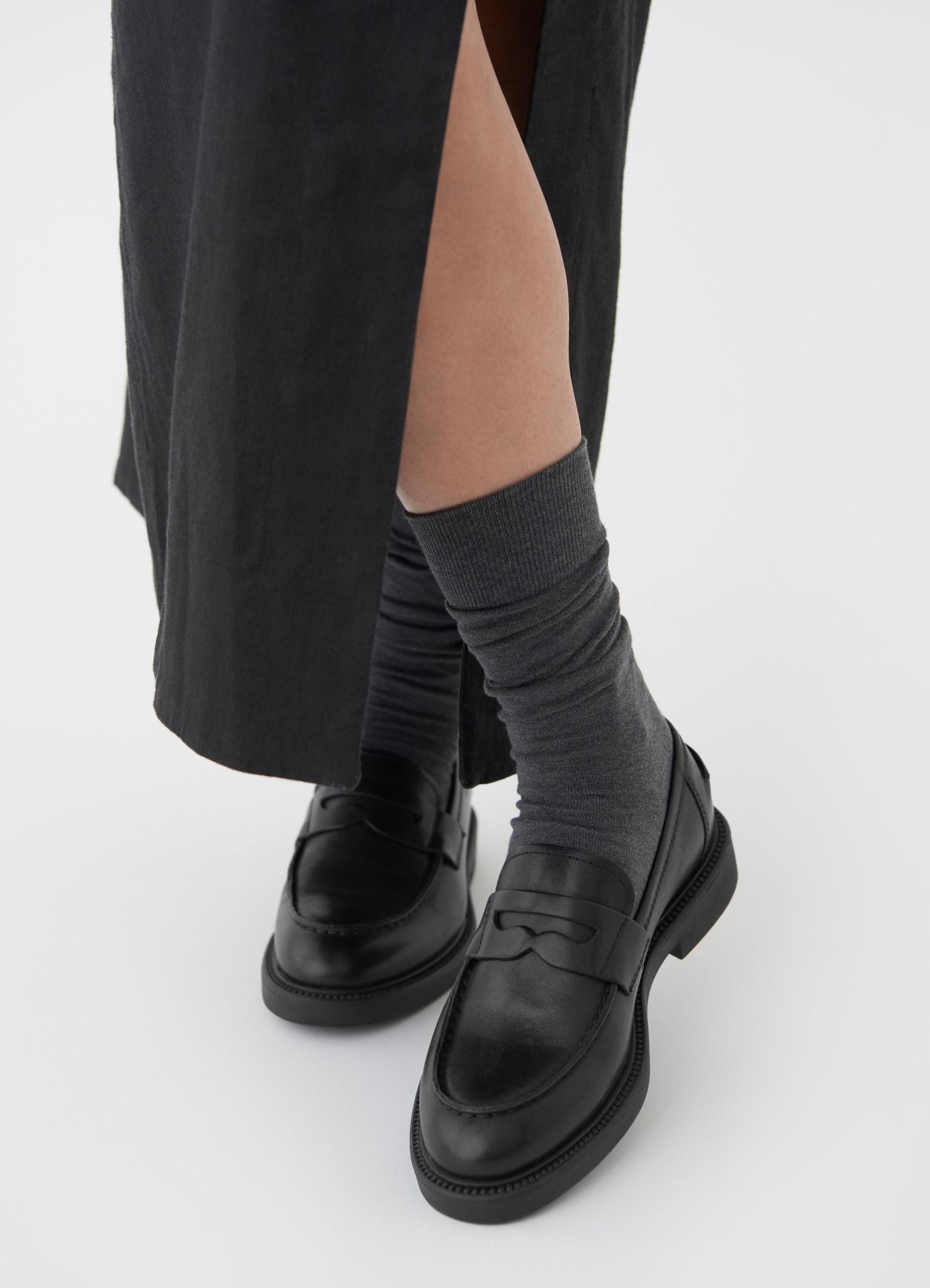 ALEX W black - HEY LOU STUDIO