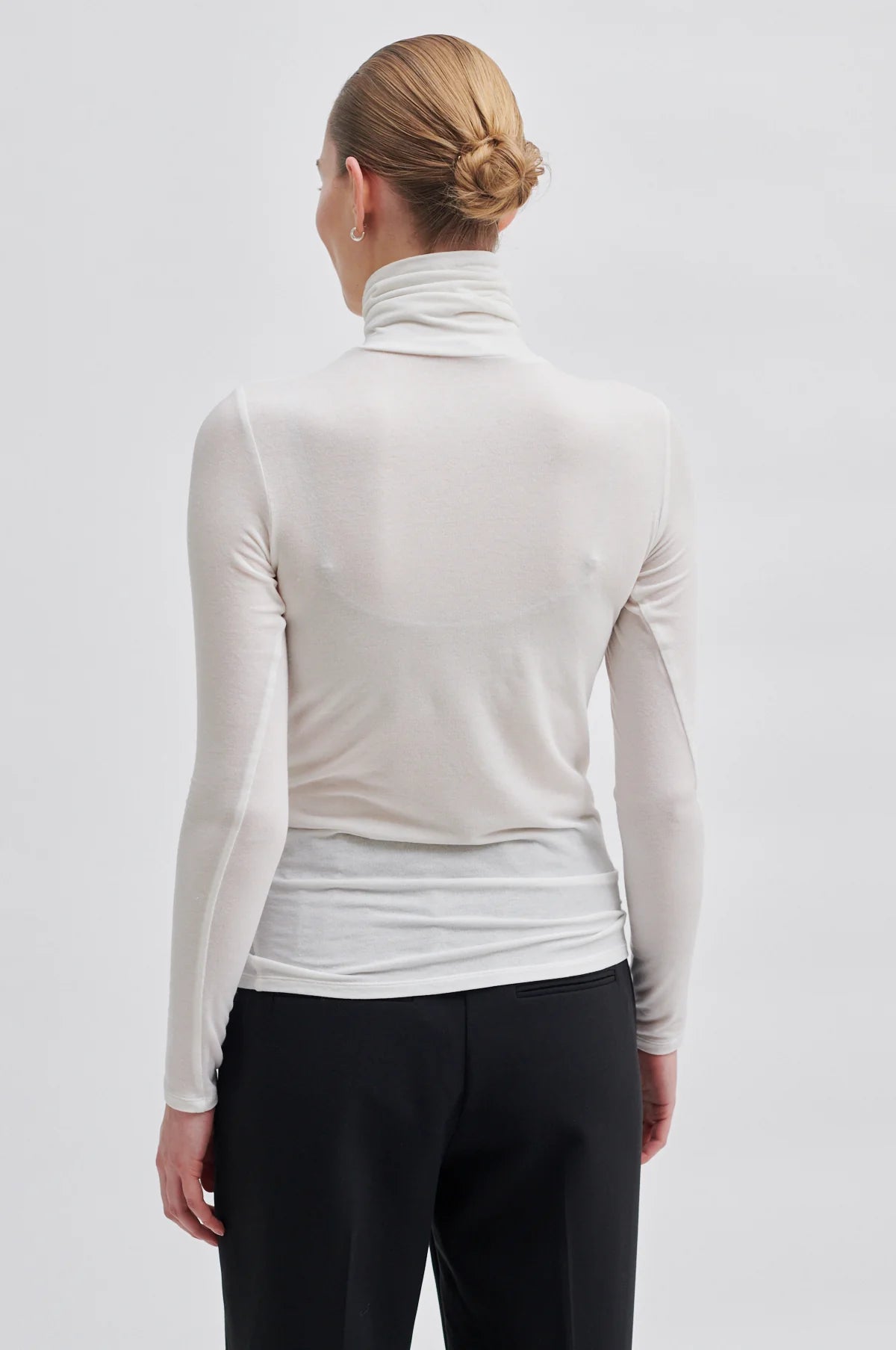 Matima T - neck Tee - HEY LOU STUDIO