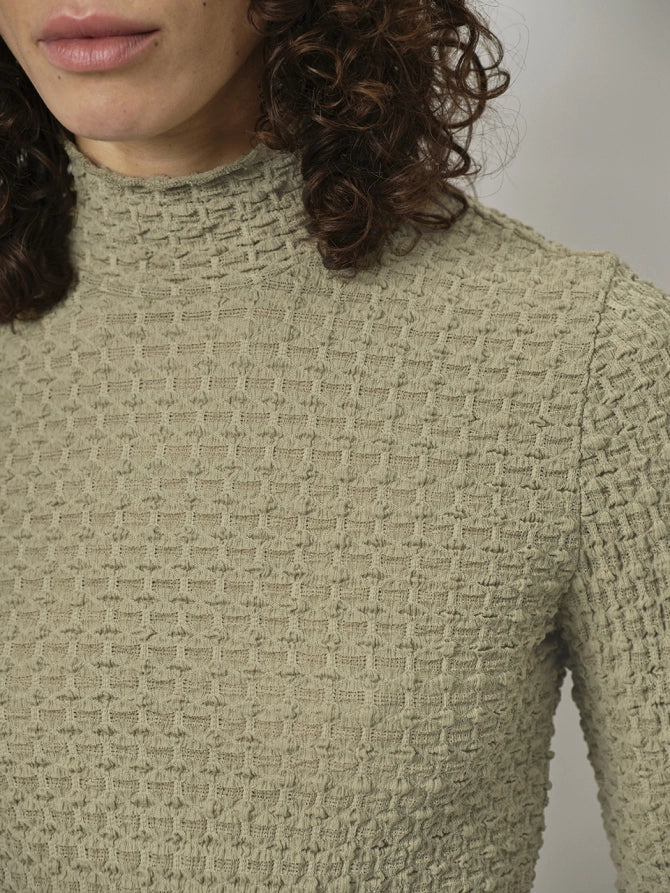 Zane structured layering top