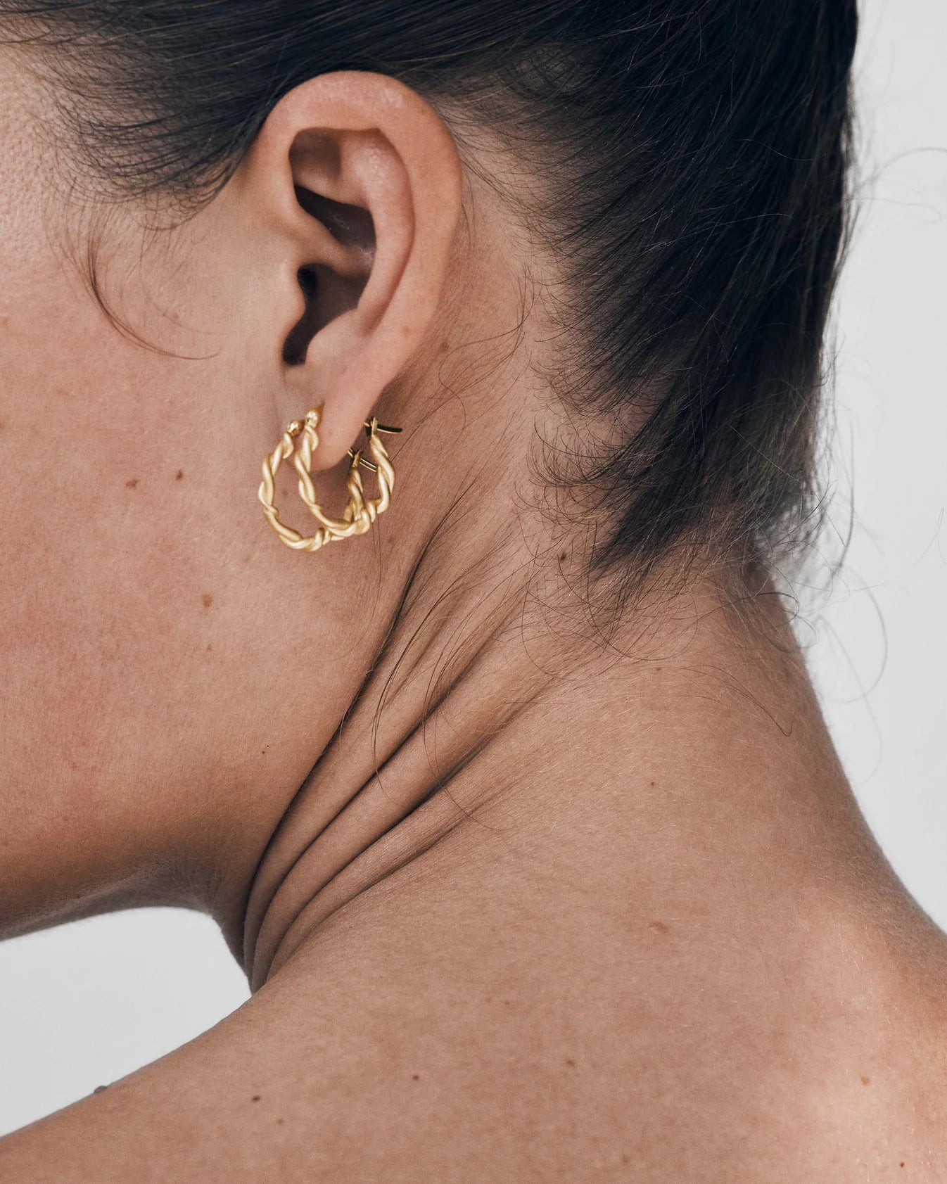 Monica Hoop Ohrringe Gold