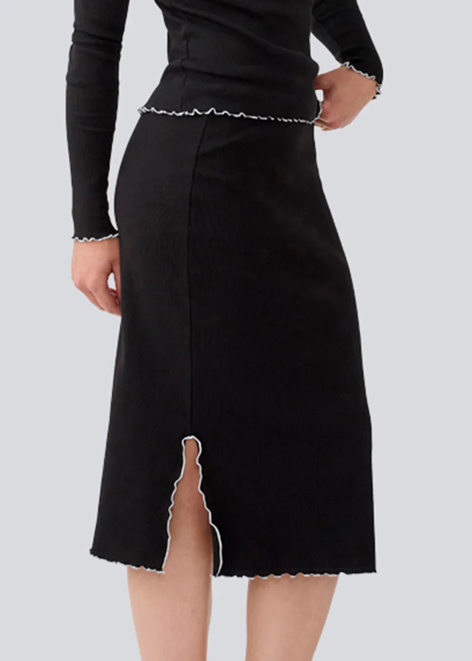 MagdaloneMD skirt black