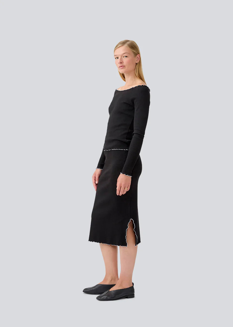 MagdaloneMD skirt black