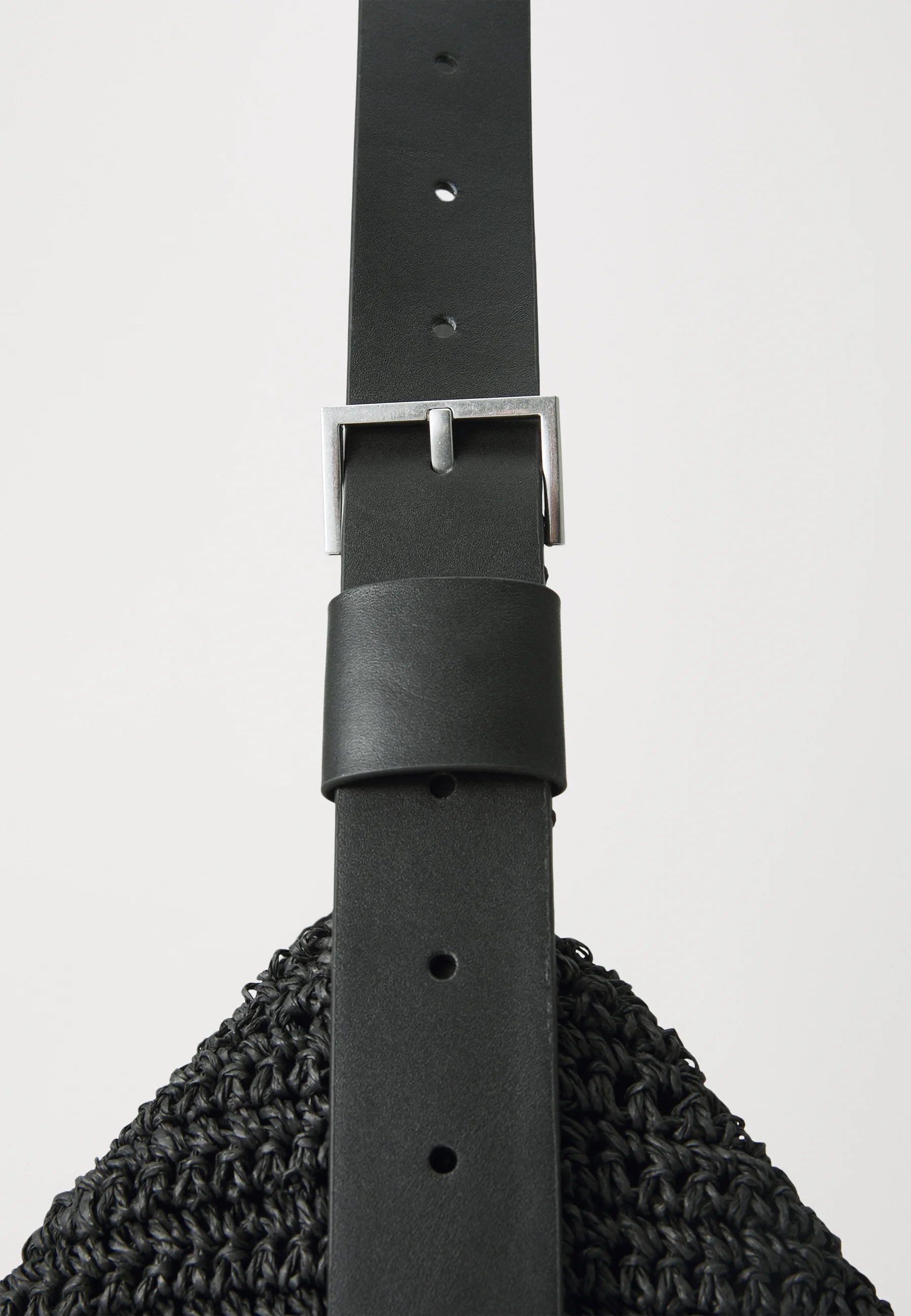 ASHA Paper Shoulder Bag black